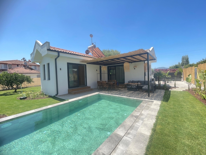 Villa S